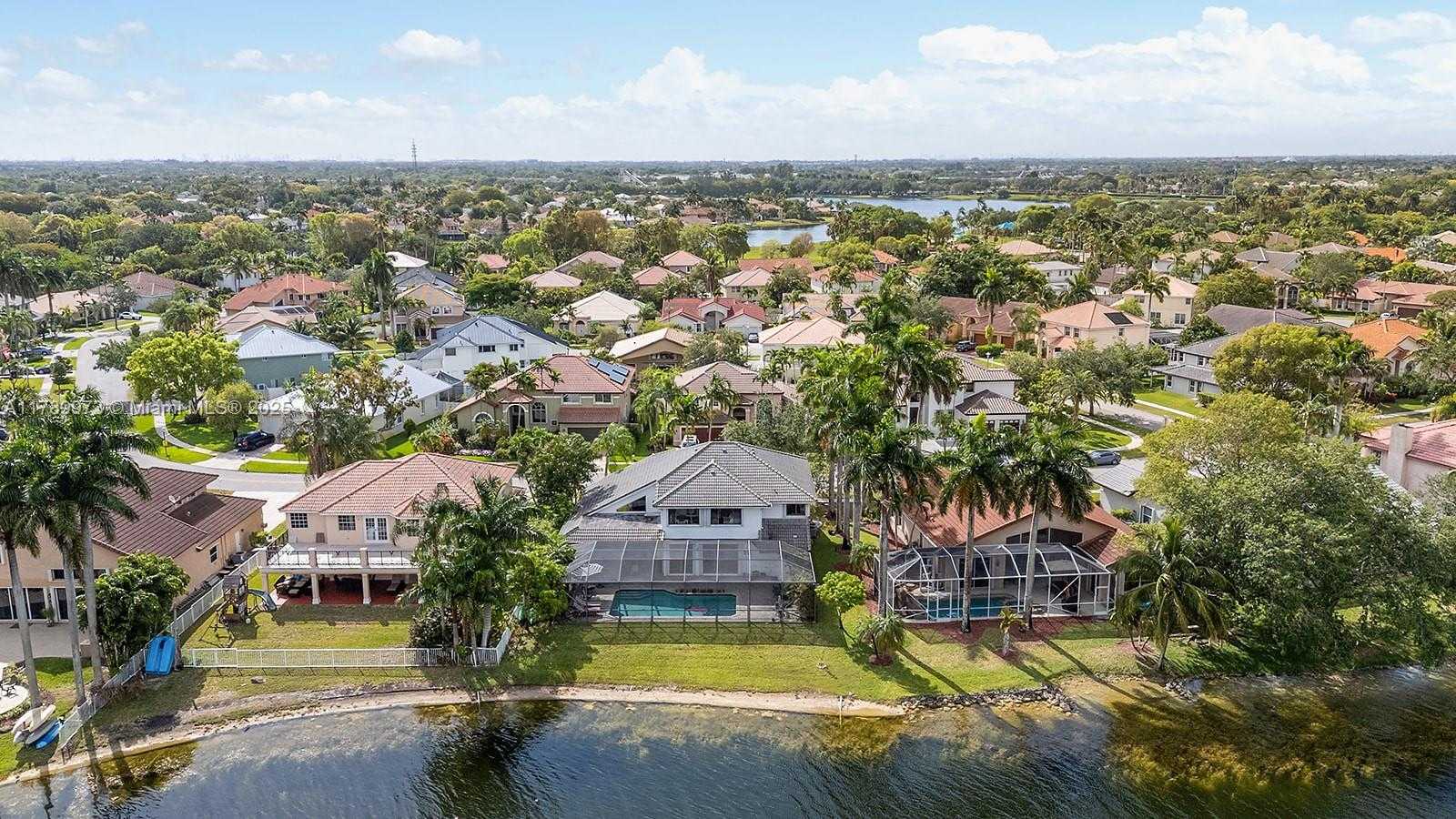 Small Image of 1206 NORTH WEST 180TH AVE, Pembroke Pines Number 71