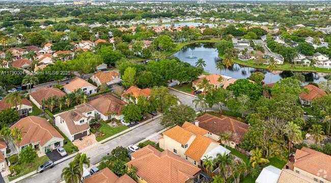 Small Image of 9271 ARBORWOOD CIR, Davie Number 33