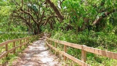 Small Image of 9271 ARBORWOOD CIR, Davie Number 36