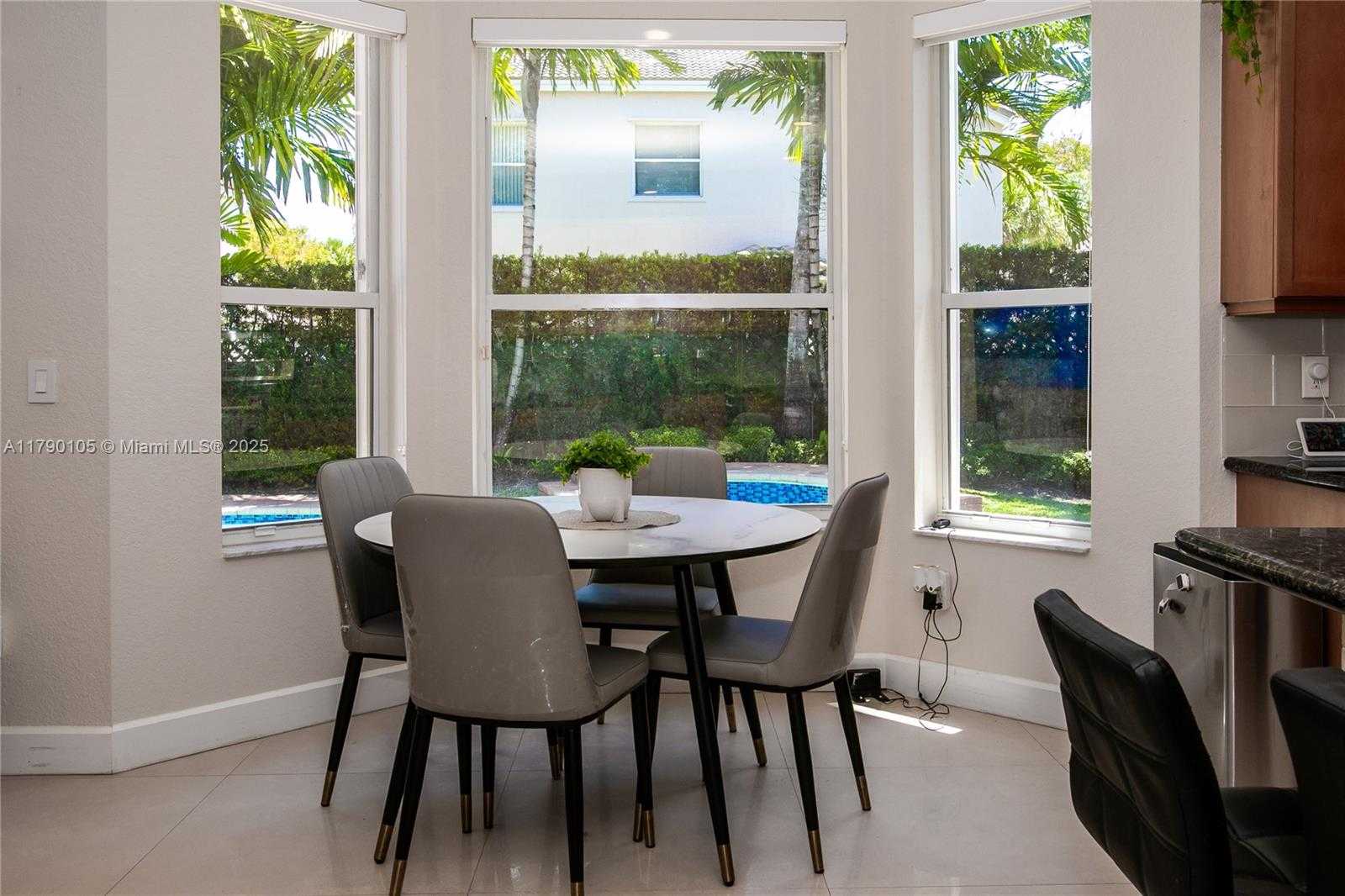 Small Image of 5067 SOUTH WEST 162ND AVE, Miramar Number 10