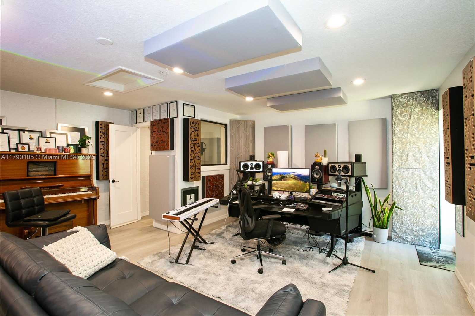 Small Image of 5067 SOUTH WEST 162ND AVE, Miramar Number 15