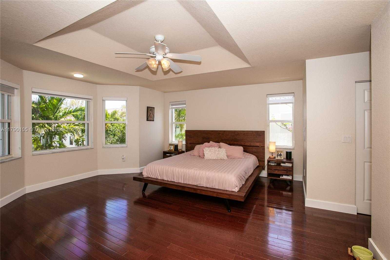 Small Image of 5067 SOUTH WEST 162ND AVE, Miramar Number 16