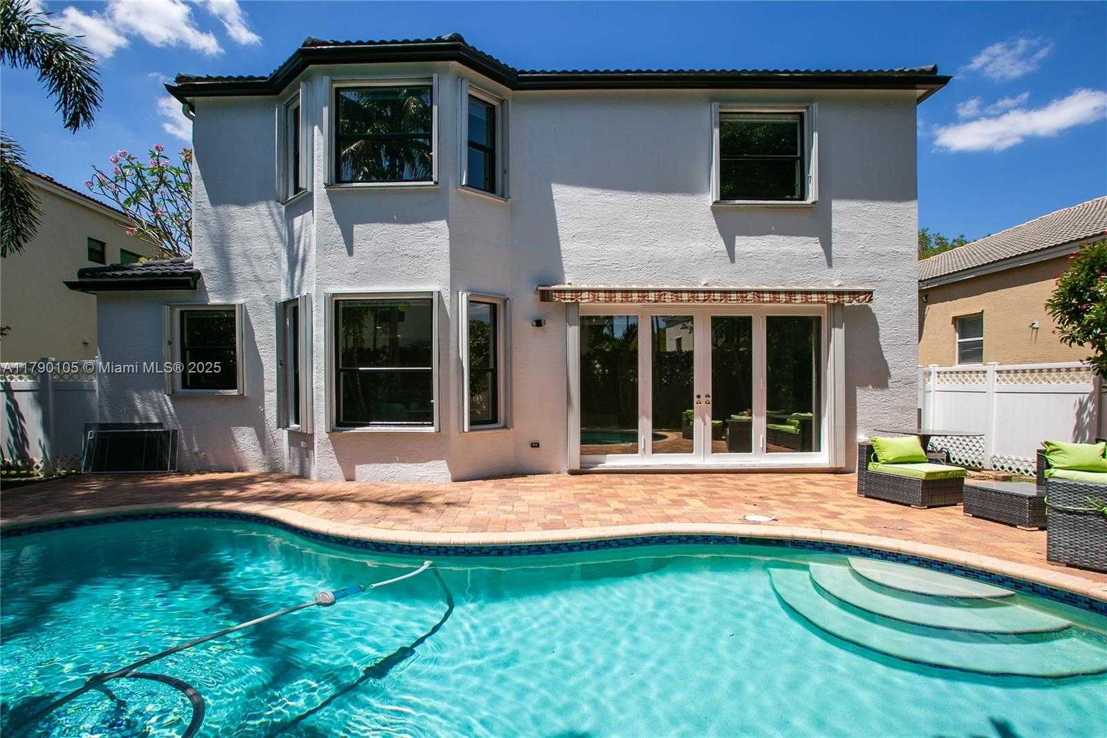 Small Image of 5067 SOUTH WEST 162ND AVE, Miramar Number 2