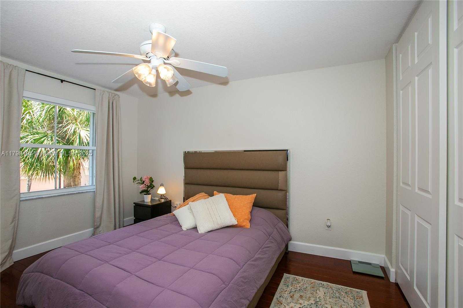 Small Image of 5067 SOUTH WEST 162ND AVE, Miramar Number 21
