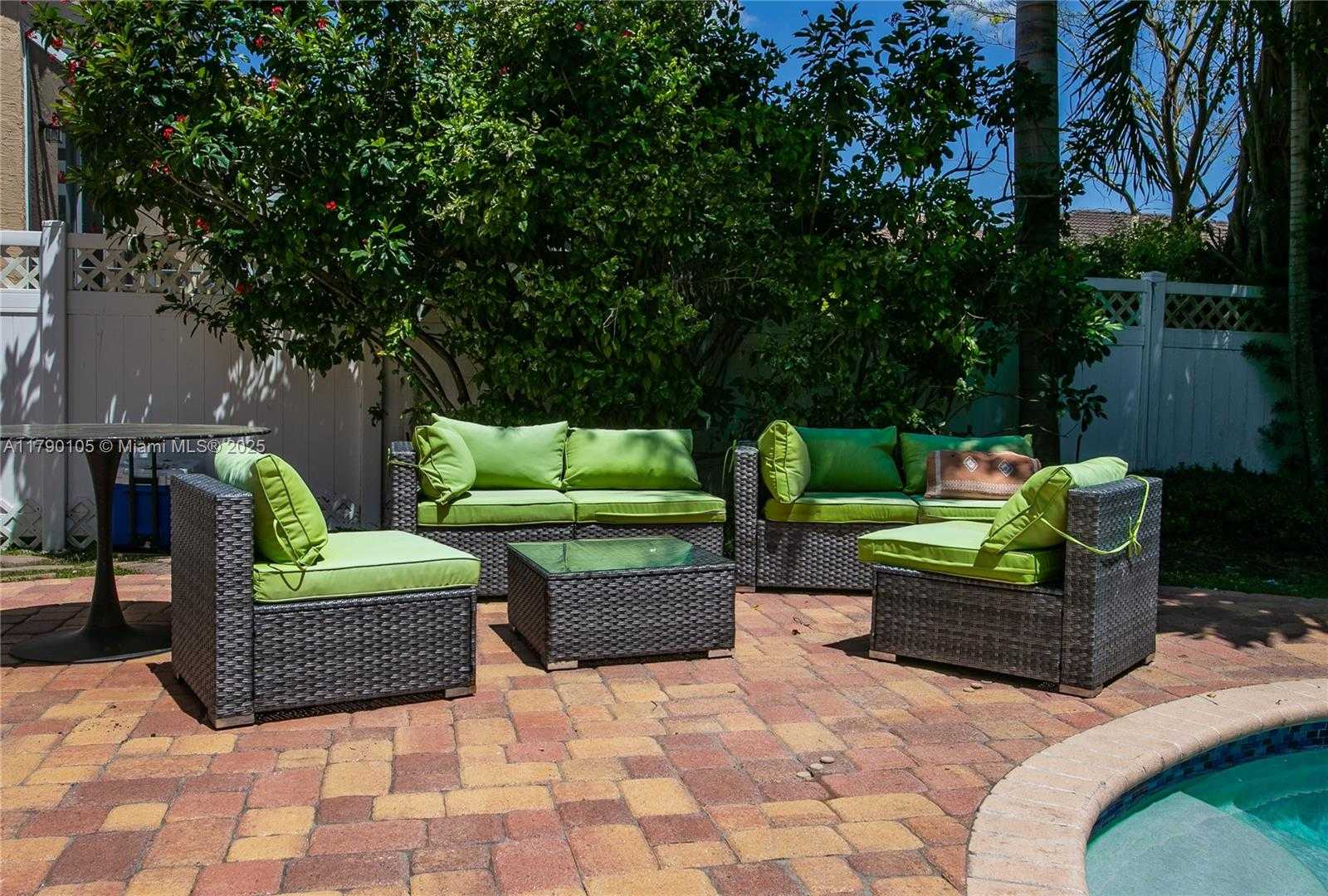 Small Image of 5067 SOUTH WEST 162ND AVE, Miramar Number 3