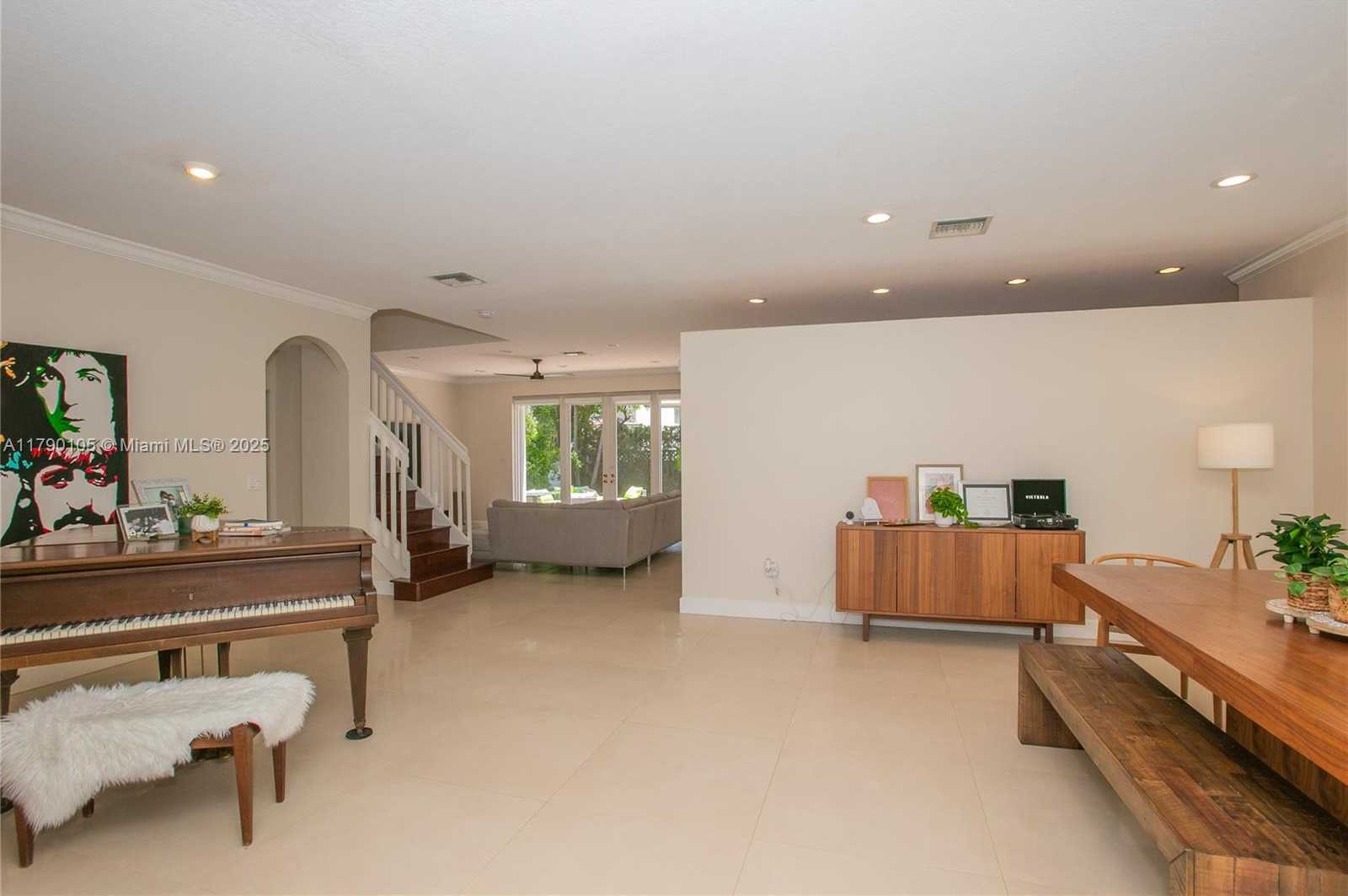 Small Image of 5067 SOUTH WEST 162ND AVE, Miramar Number 5