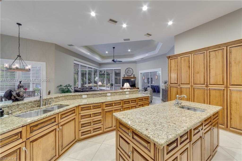 Small Image of 2920 FORT DENAUD RD, La Belle Number 14