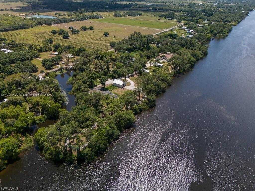Small Image of 2920 FORT DENAUD RD, La Belle Number 34