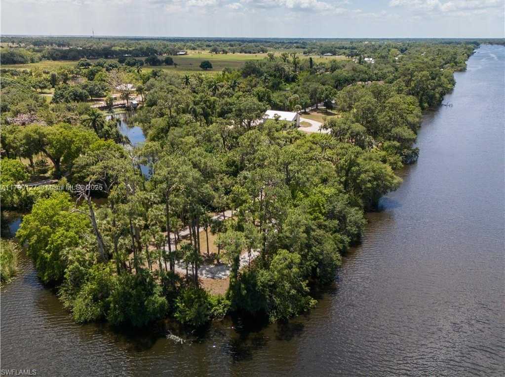 Small Image of 2920 FORT DENAUD RD, La Belle Number 38