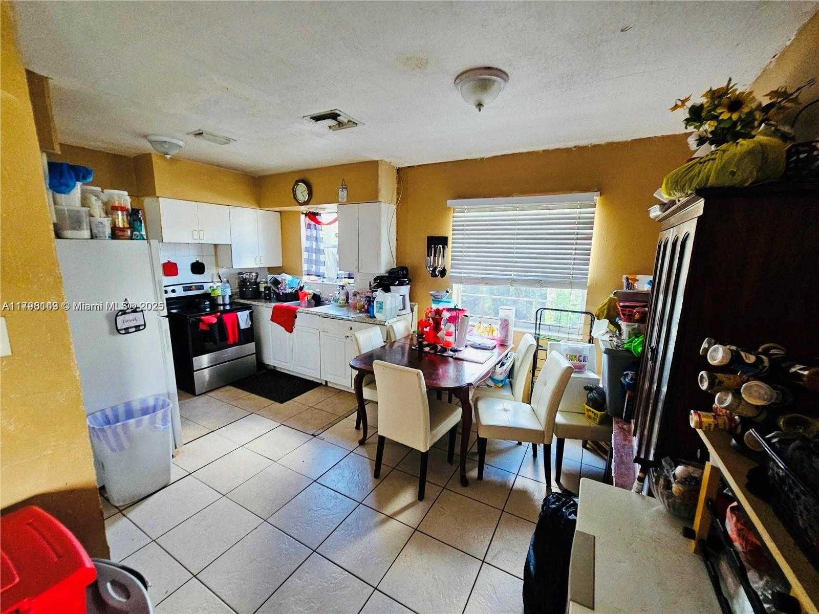 Small Image of 2540 NORTH WEST 15TH ST, Fort Lauderdale Number 10