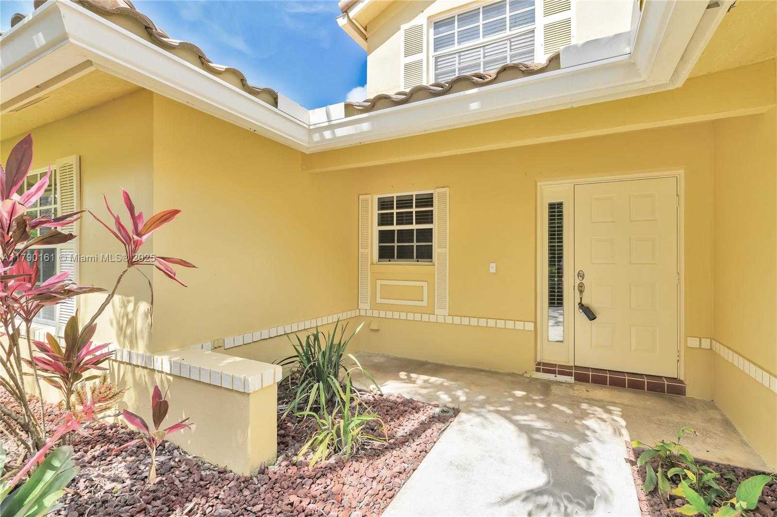 Small Image of 3562 WEST SOUTHERN ORCHARD RD W, Davie Number 4