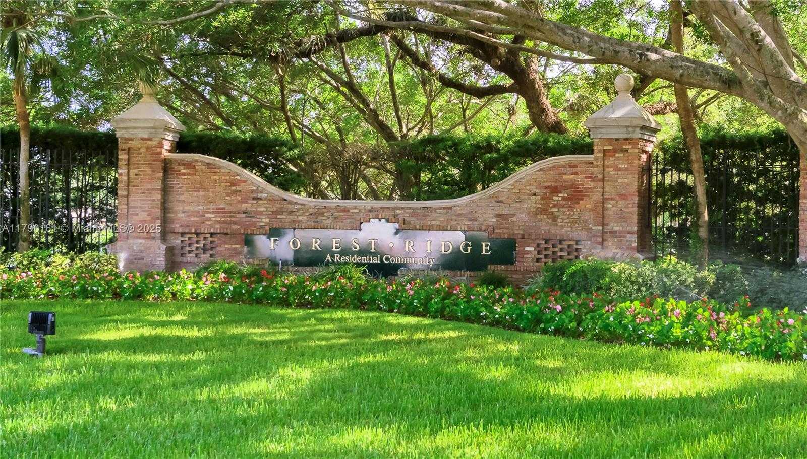 Small Image of 3562 WEST SOUTHERN ORCHARD RD W, Davie Number 44