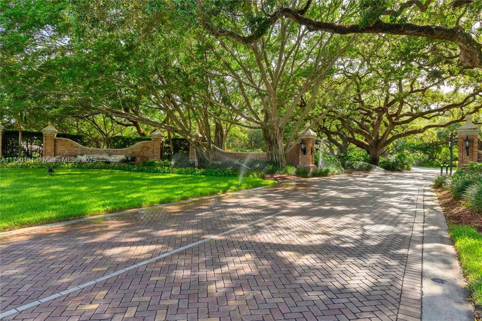 Small Image of 3562 WEST SOUTHERN ORCHARD RD W, Davie Number 45
