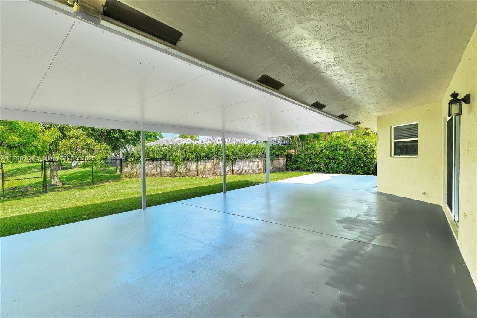 Small Image of 3562 WEST SOUTHERN ORCHARD RD W, Davie Number 60