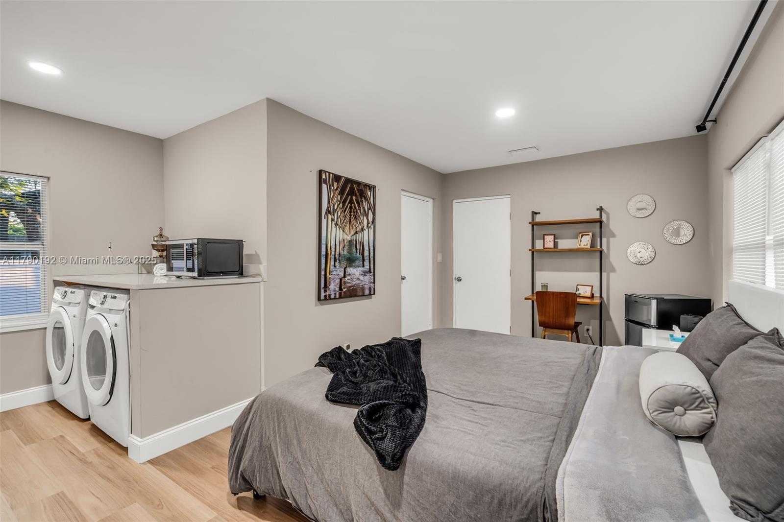 Small Image of 1100 NORTH WEST 7TH AVE, Fort Lauderdale Number 23