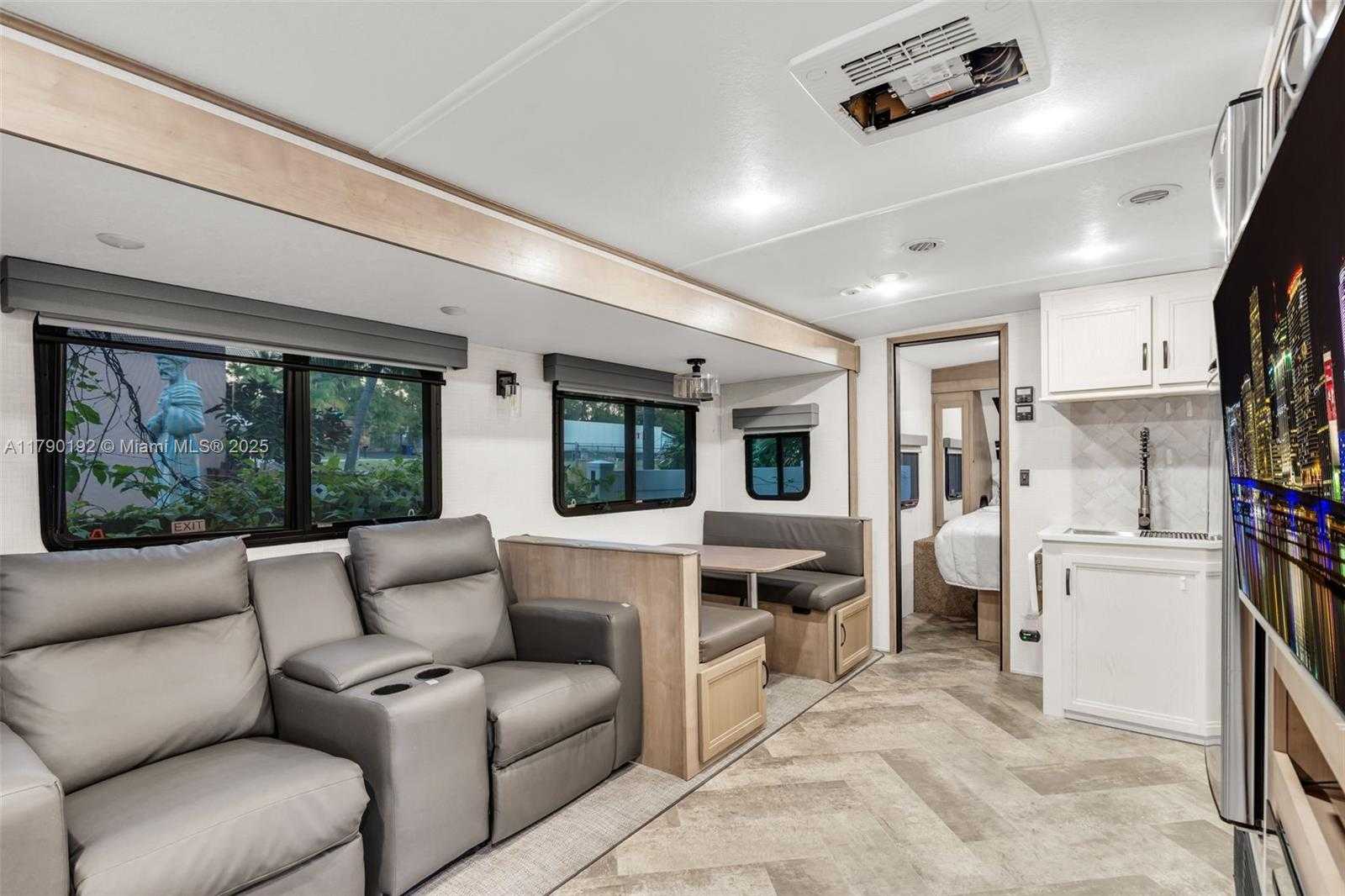 Small Image of 1100 NORTH WEST 7TH AVE, Fort Lauderdale Number 32