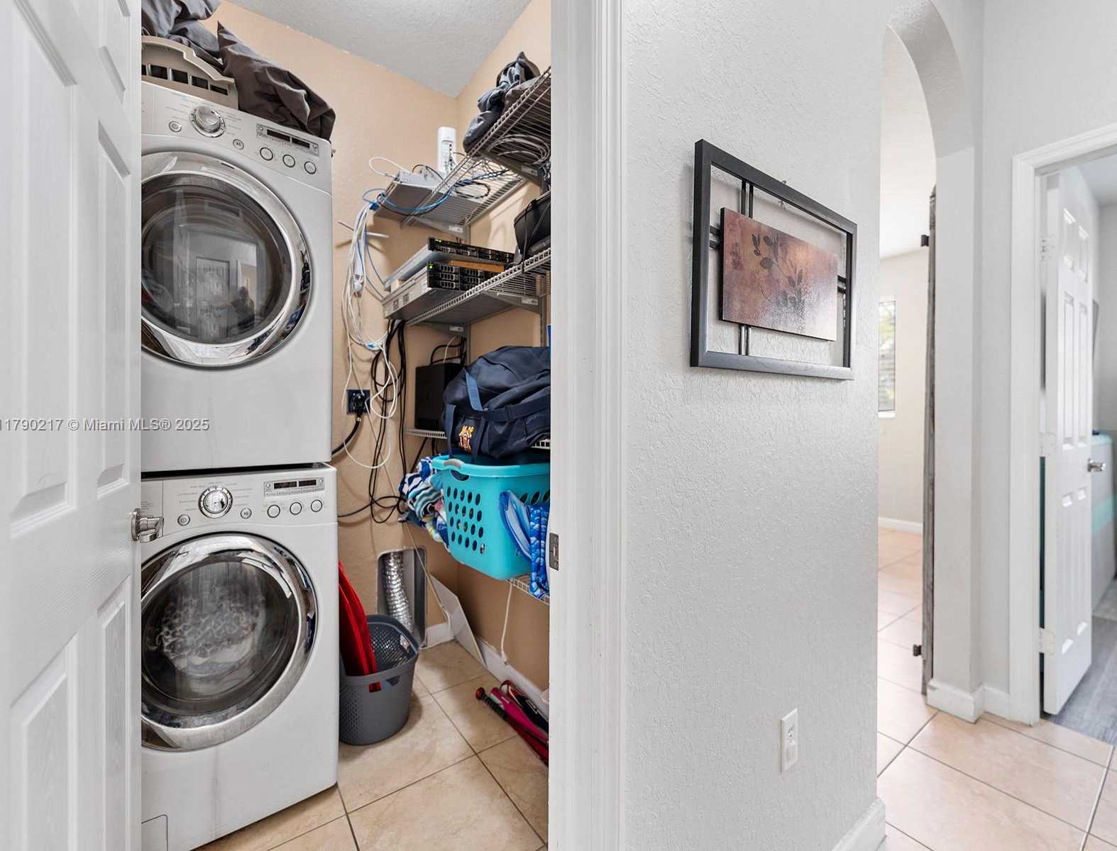 Small Image of 2873 NORTH EAST 1ST DR, Homestead Number 18