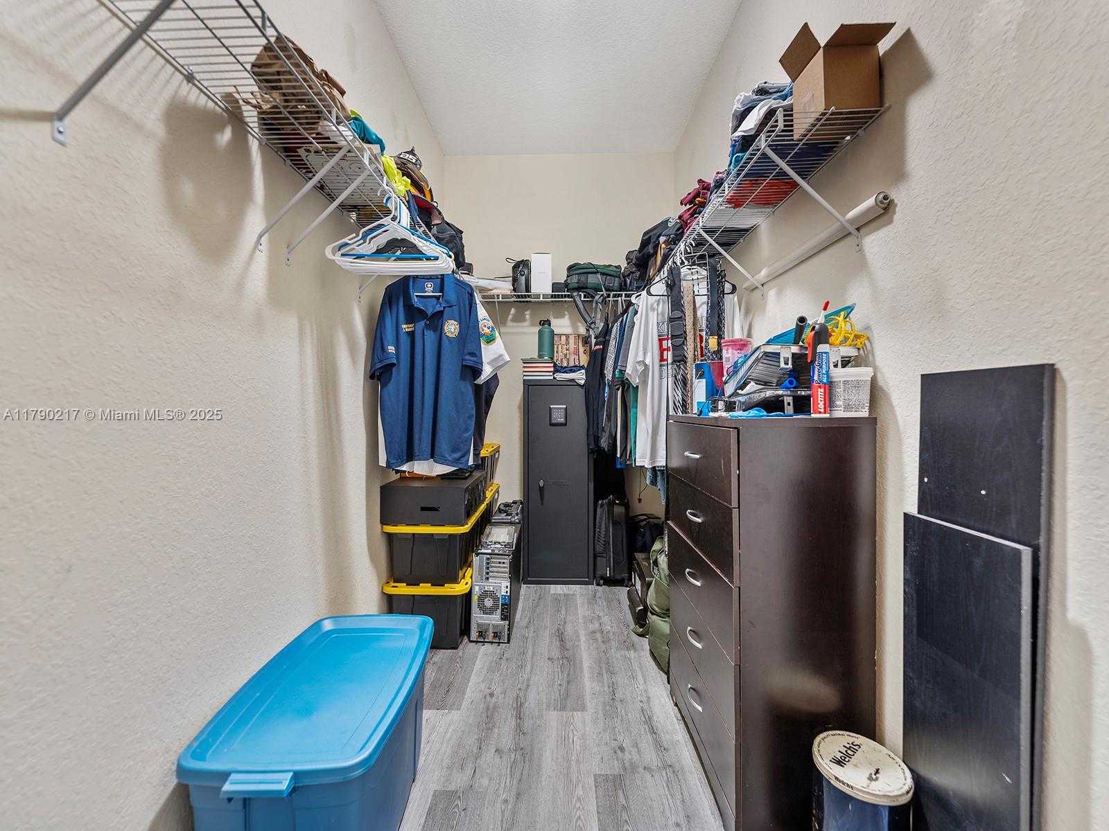Small Image of 2873 NORTH EAST 1ST DR, Homestead Number 23