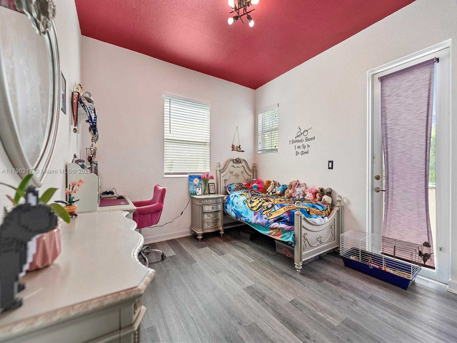 Small Image of 2873 NORTH EAST 1ST DR, Homestead Number 25