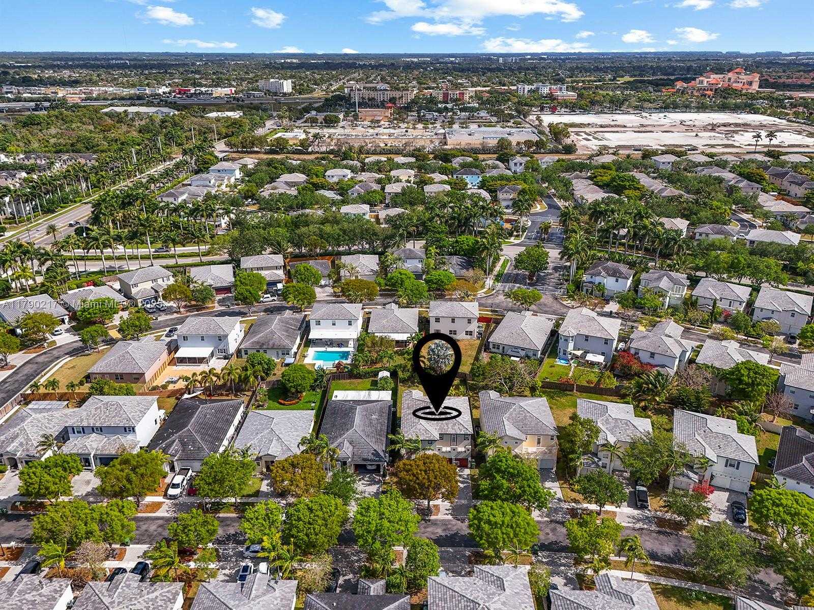 Small Image of 2873 NORTH EAST 1ST DR, Homestead Number 28