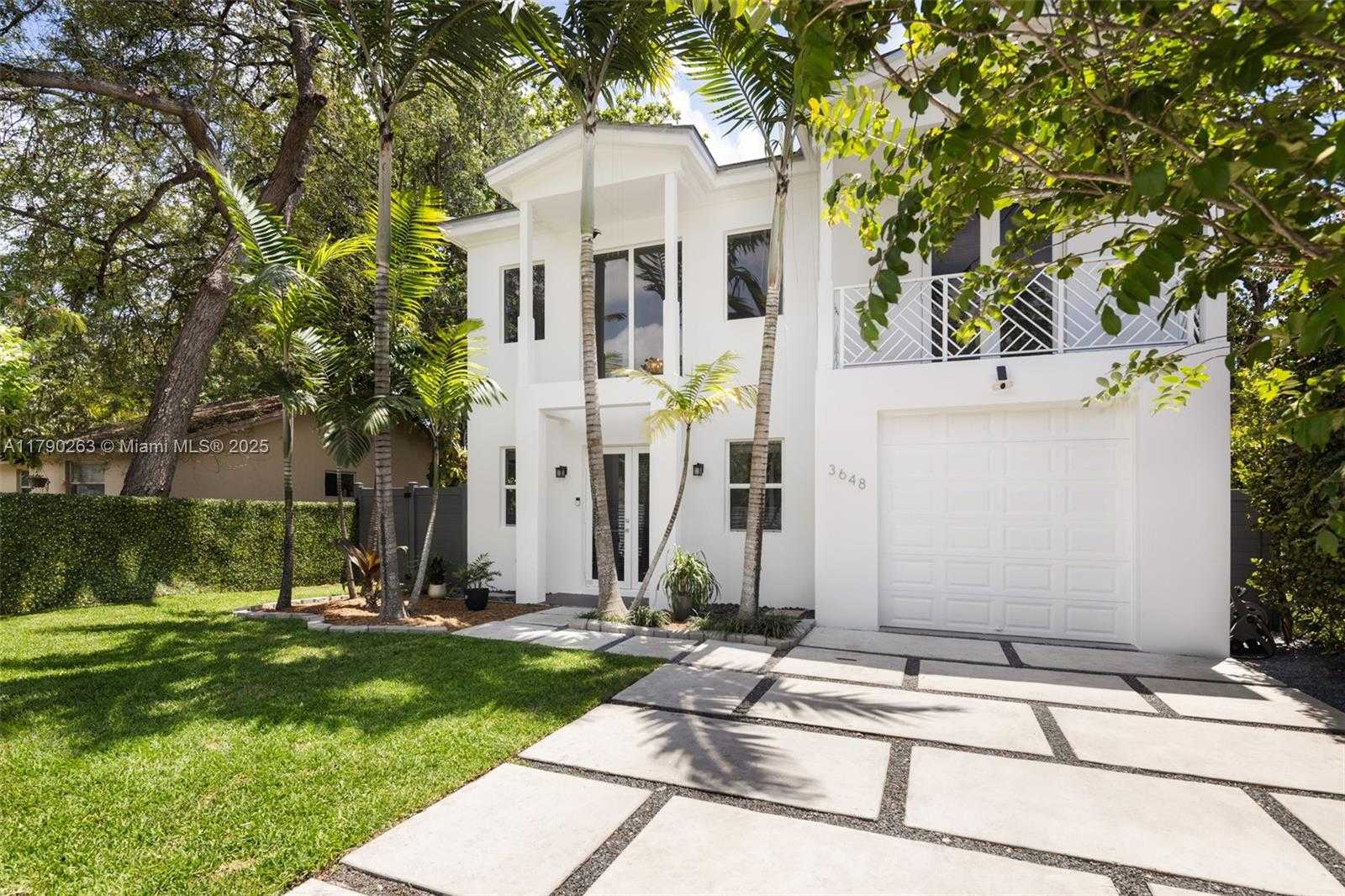 Small Image of 3648 OAK AVE, Coconut Grove Number 2