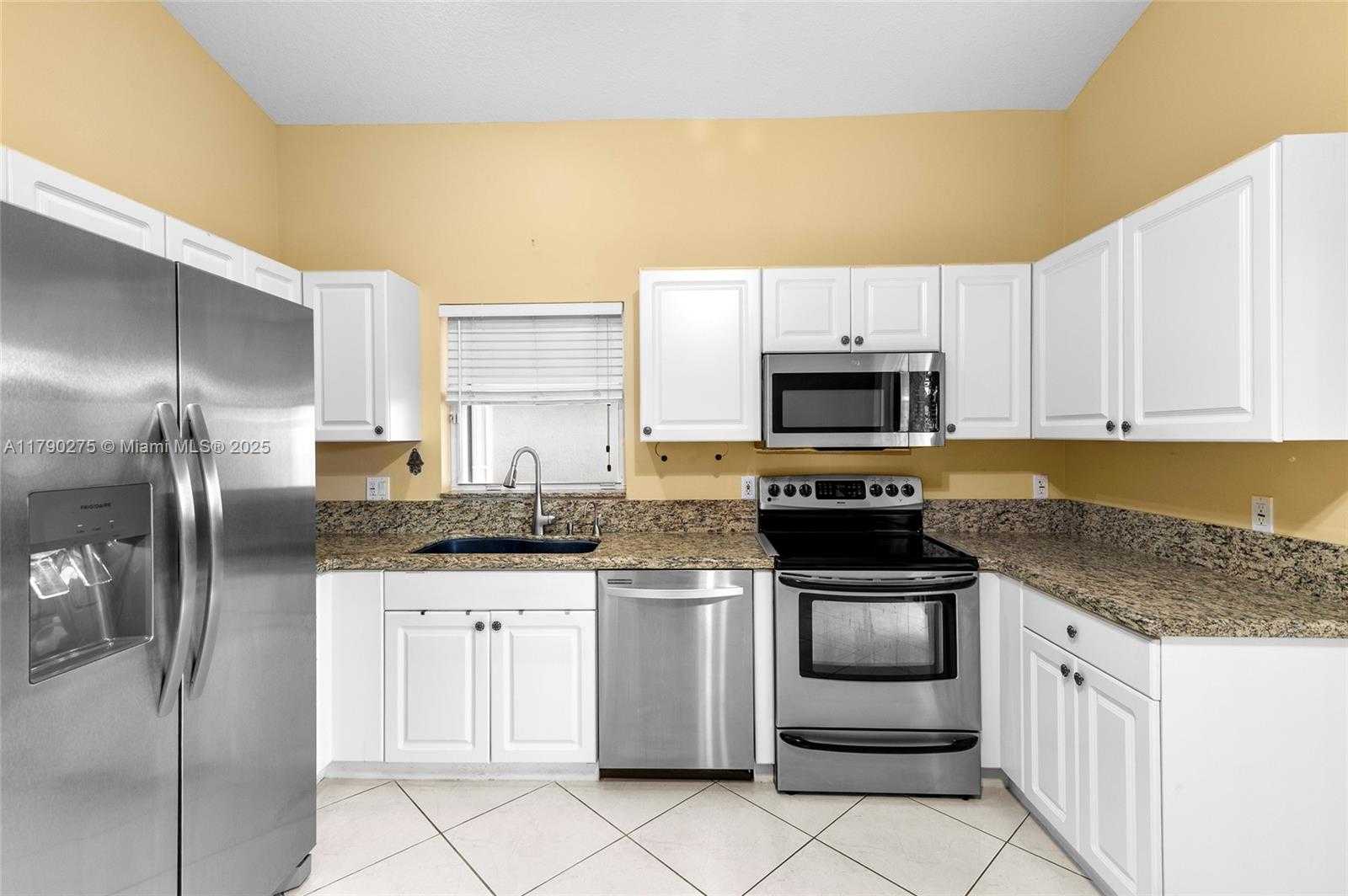 Small Image of 11954 ROSETREE TER, Boynton Beach Number 16