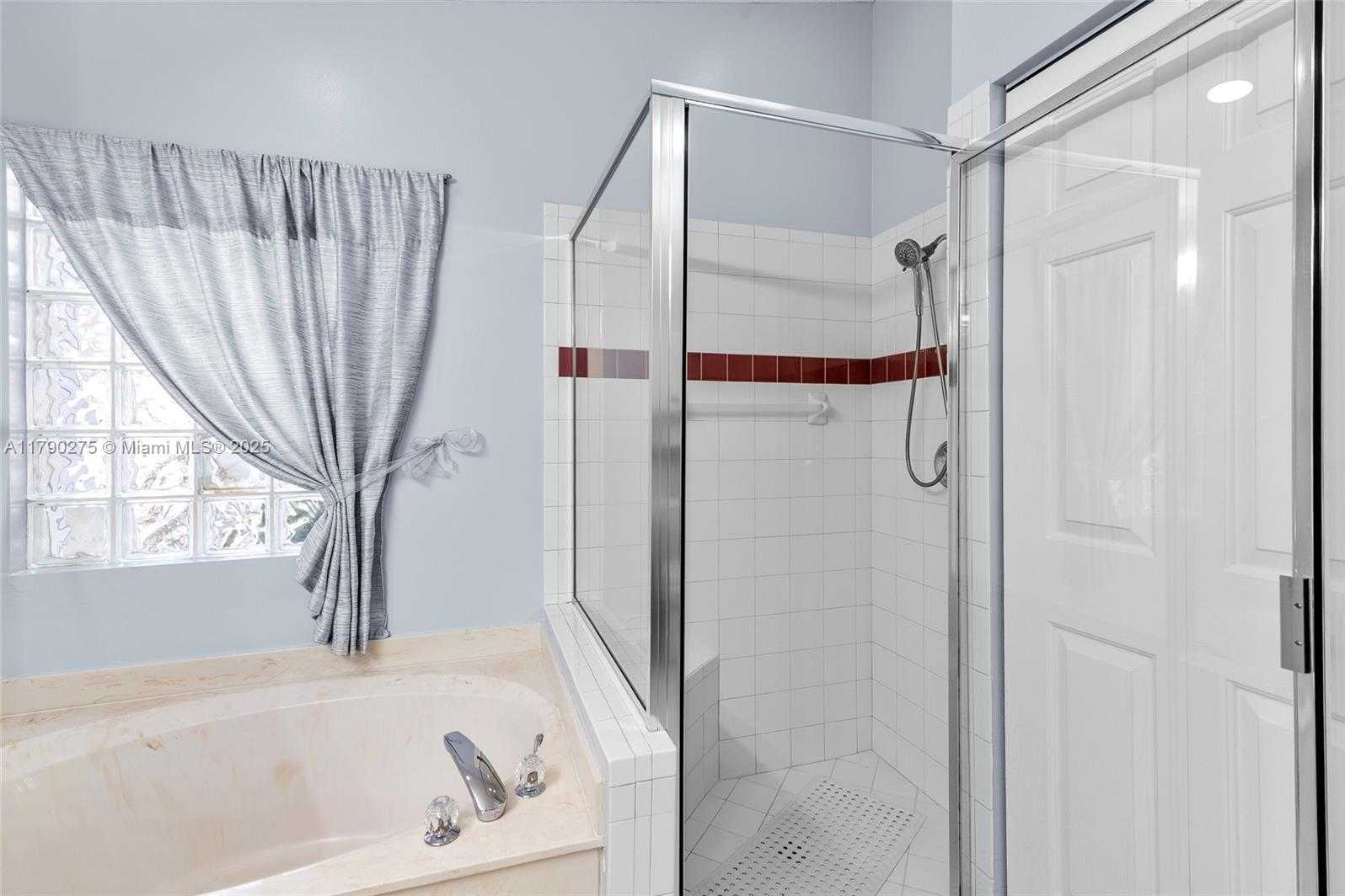 Small Image of 11954 ROSETREE TER, Boynton Beach Number 22