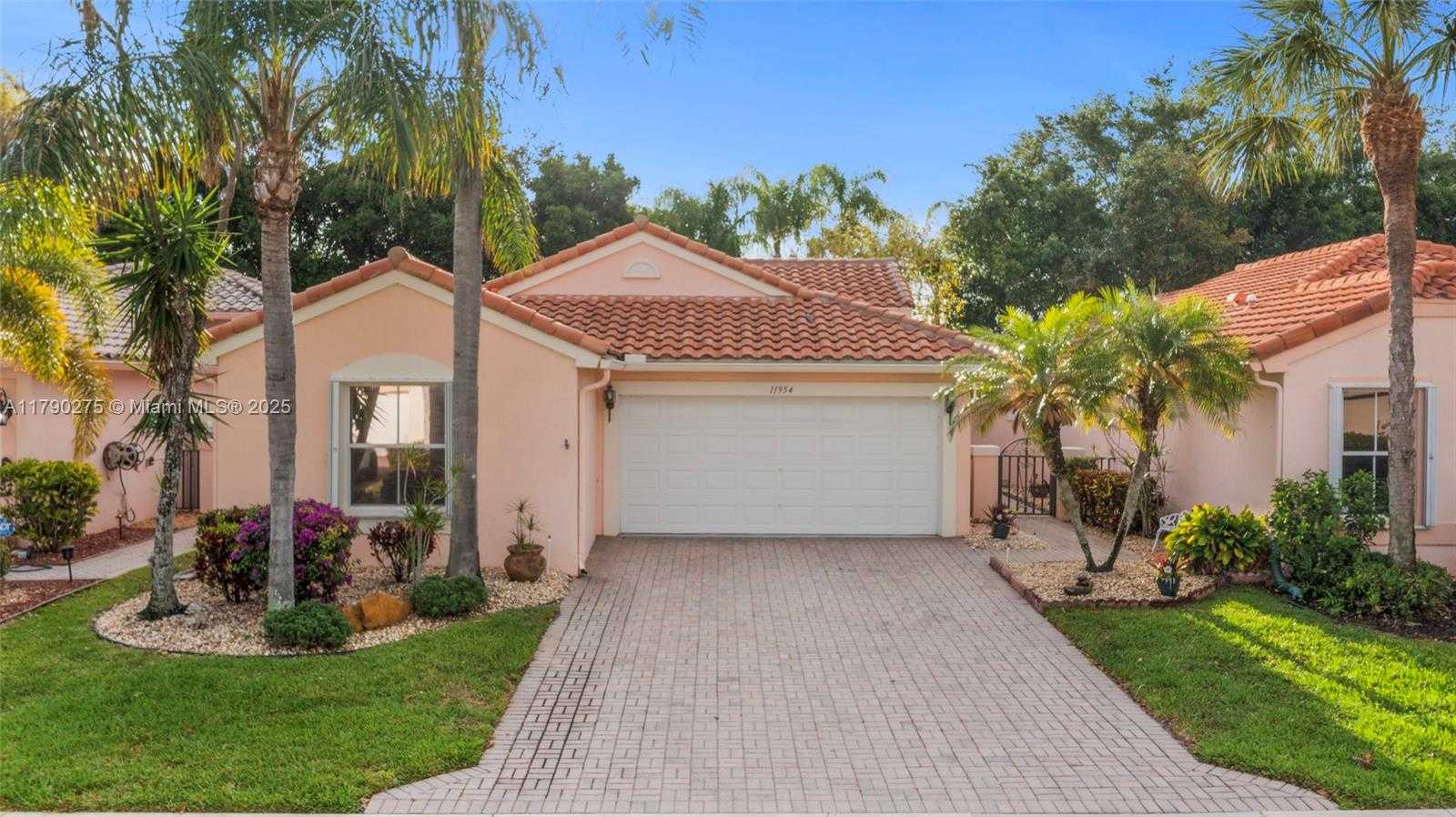 Small Image of 11954 ROSETREE TER, Boynton Beach Number 3
