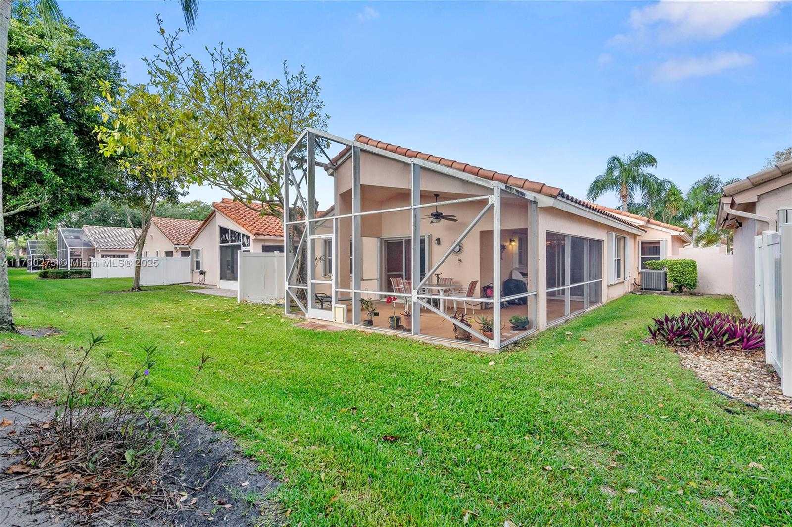 Small Image of 11954 ROSETREE TER, Boynton Beach Number 34