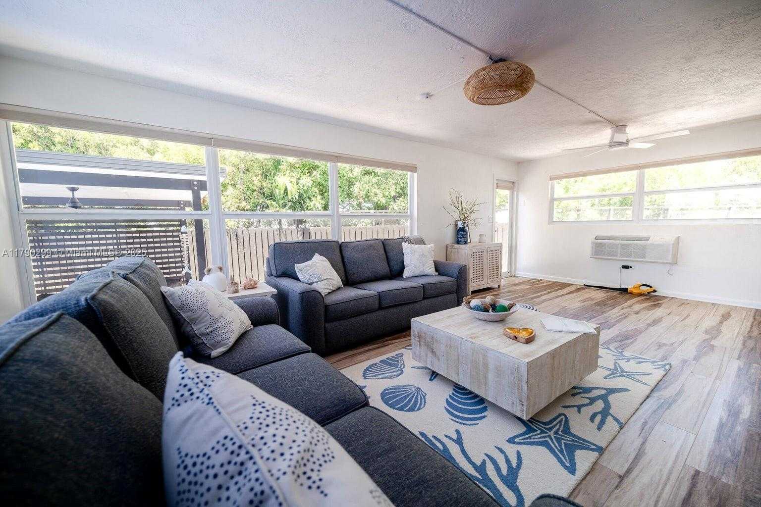 Small Image of 212 BUTTONWOOD LN, Key Largo Number 20