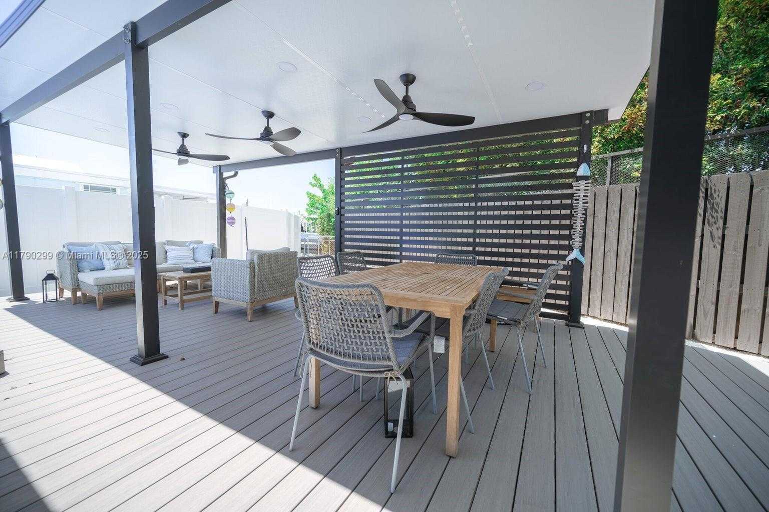 Small Image of 212 BUTTONWOOD LN, Key Largo Number 23