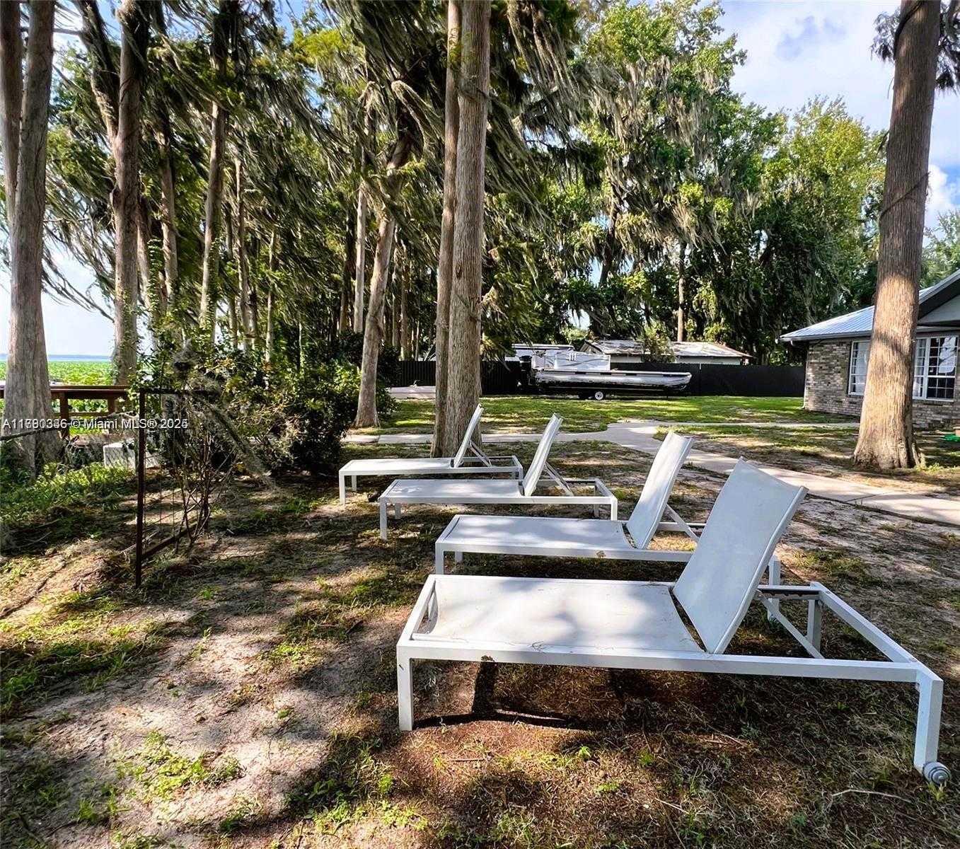 Small Image of 15618 SOUTH EAST US HIGHWAY 301, Other City - In The State Of Florida Number 31