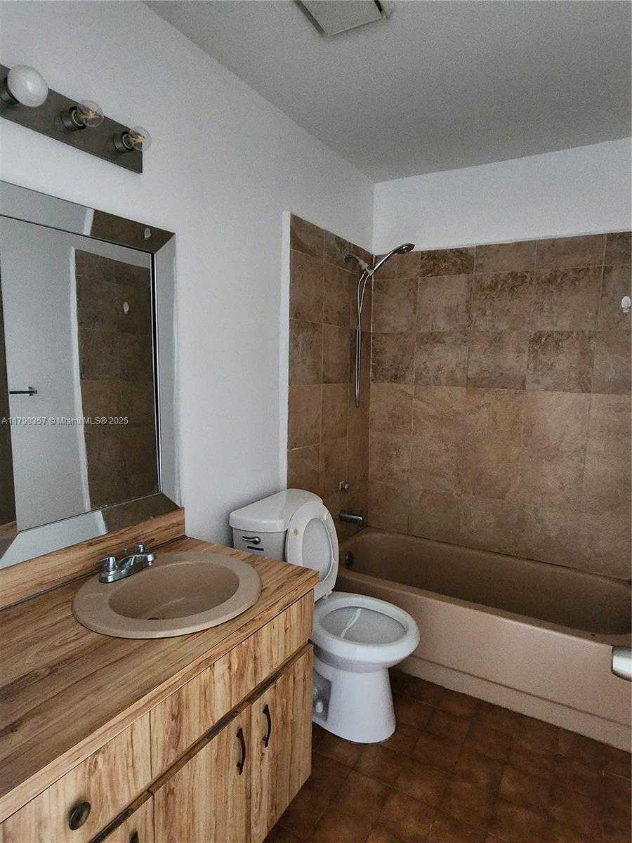 Small Image of 9711 SOUTH WEST 57TH ST, Cooper City Number 15