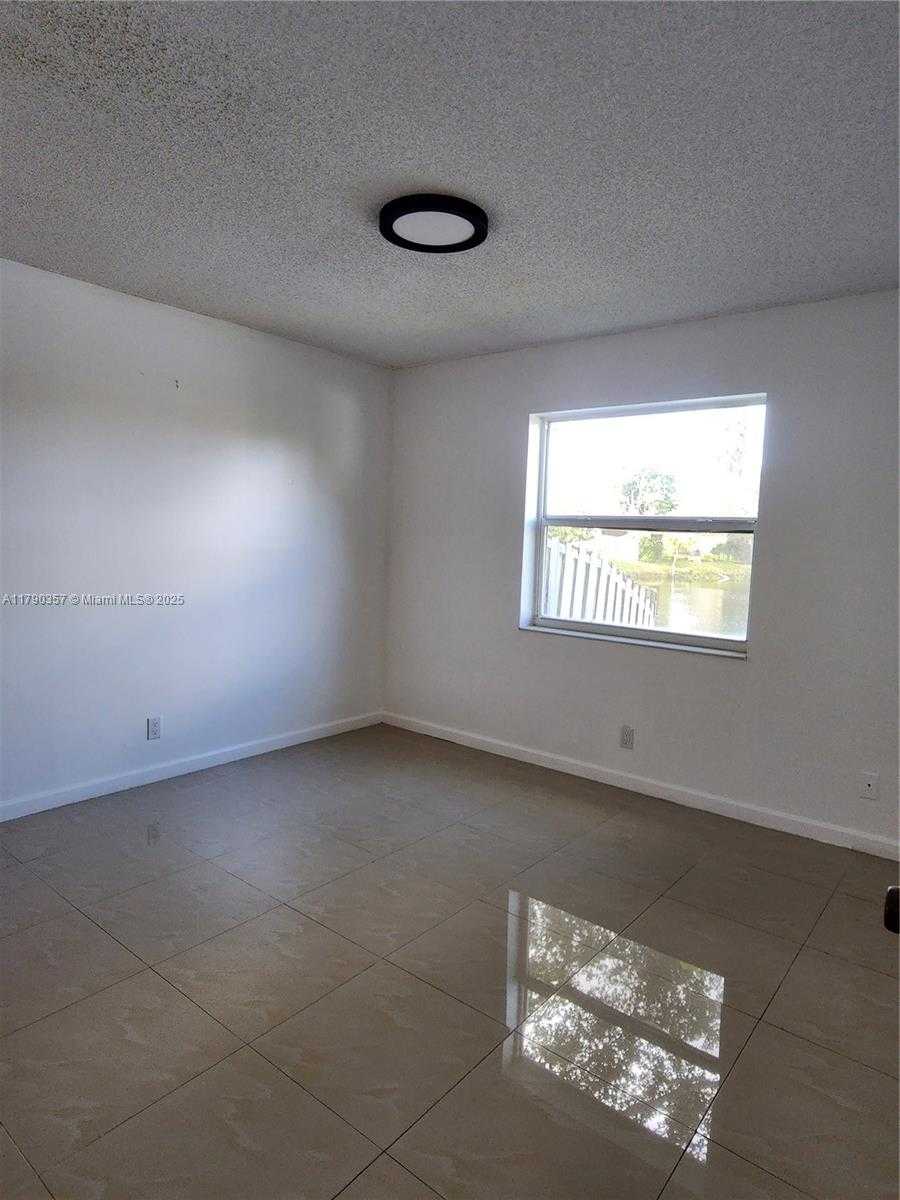 Small Image of 9711 SOUTH WEST 57TH ST, Cooper City Number 16