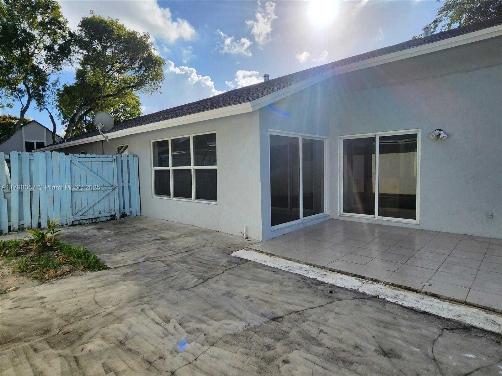 Small Image of 9711 SOUTH WEST 57TH ST, Cooper City Number 18