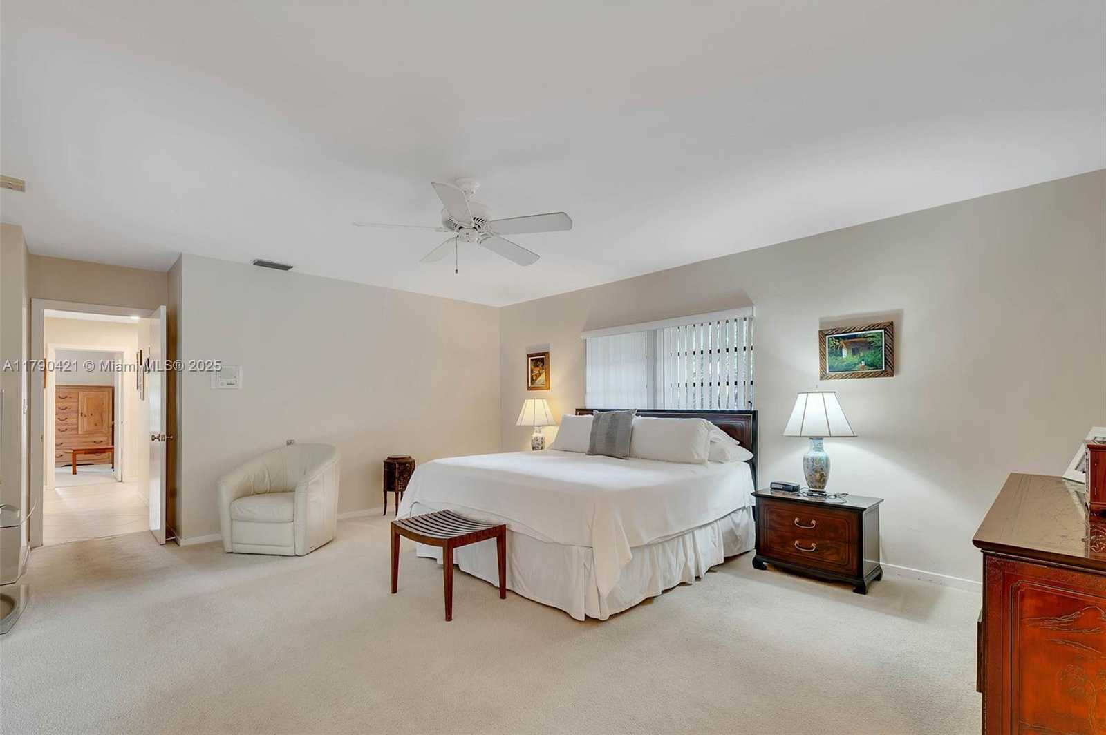 Small Image of 16745 SOUTH WEST 74TH CT, Palmetto Bay Number 17