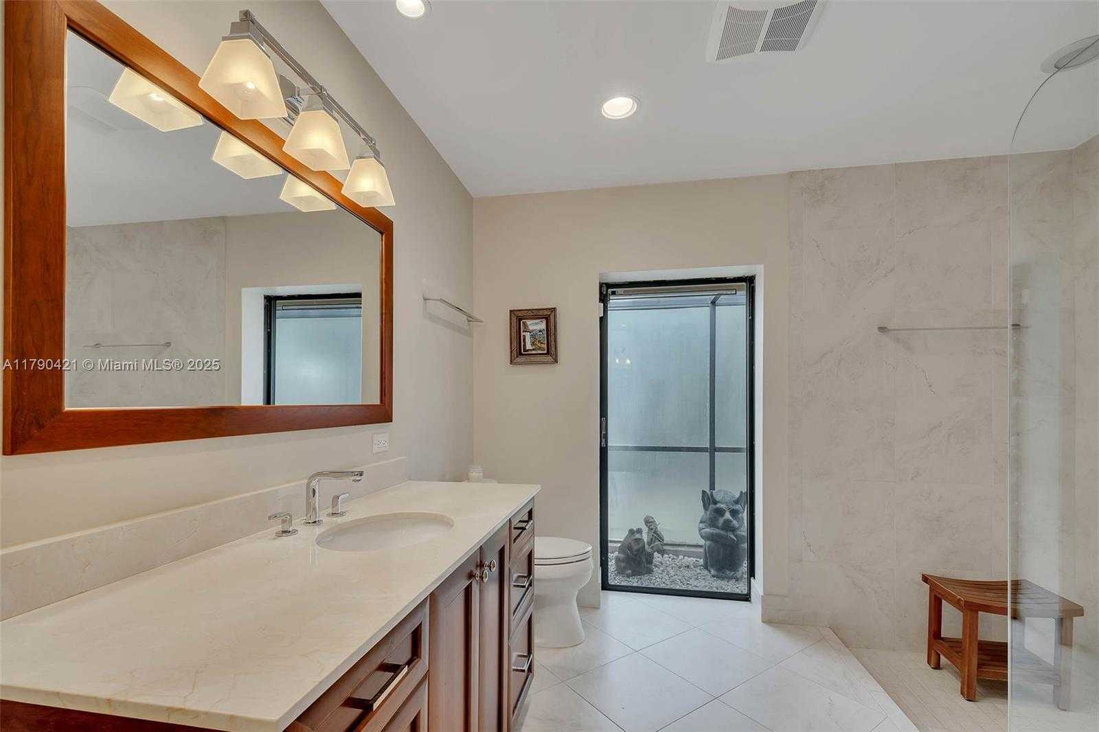 Small Image of 16745 SOUTH WEST 74TH CT, Palmetto Bay Number 19