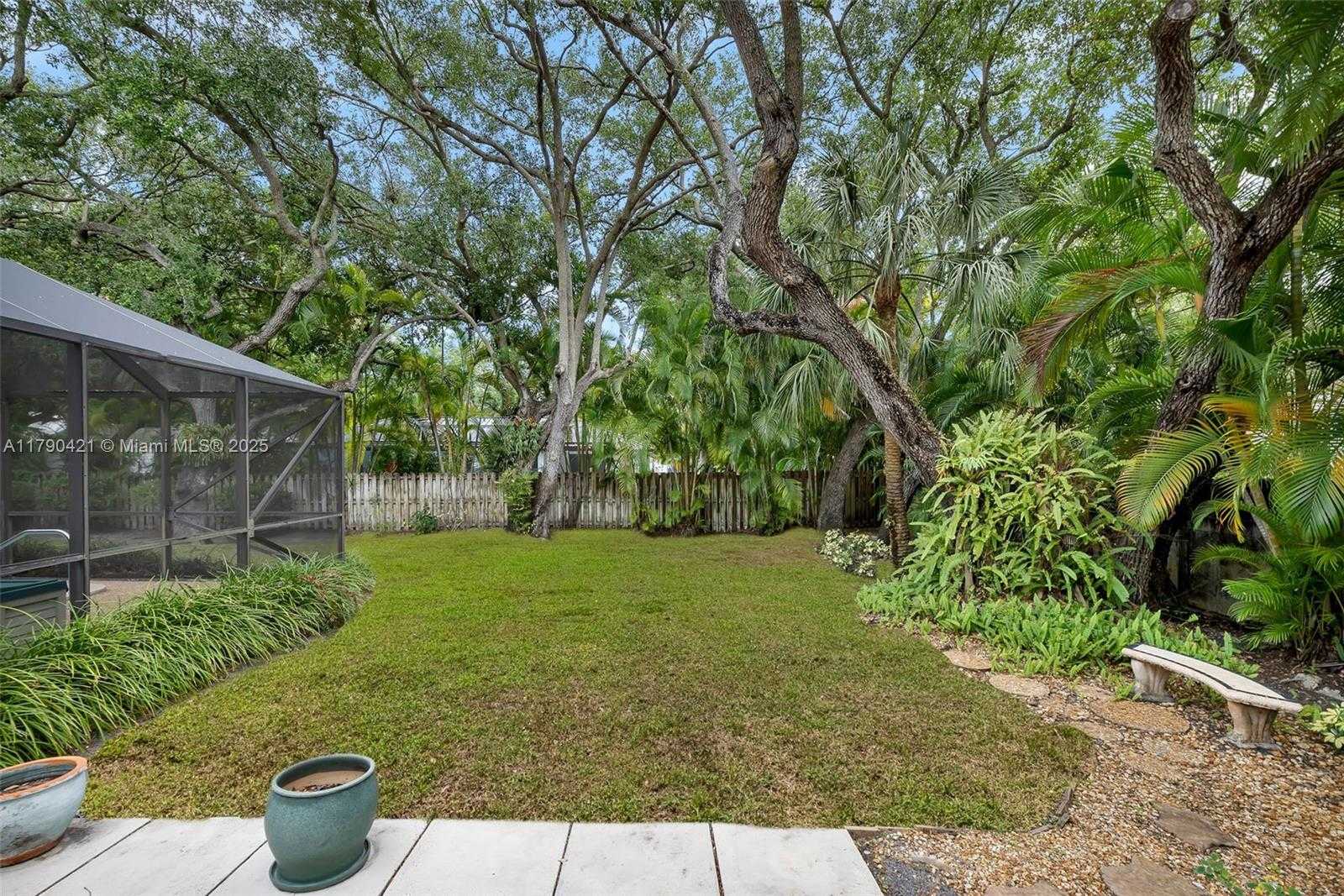 Small Image of 16745 SOUTH WEST 74TH CT, Palmetto Bay Number 33