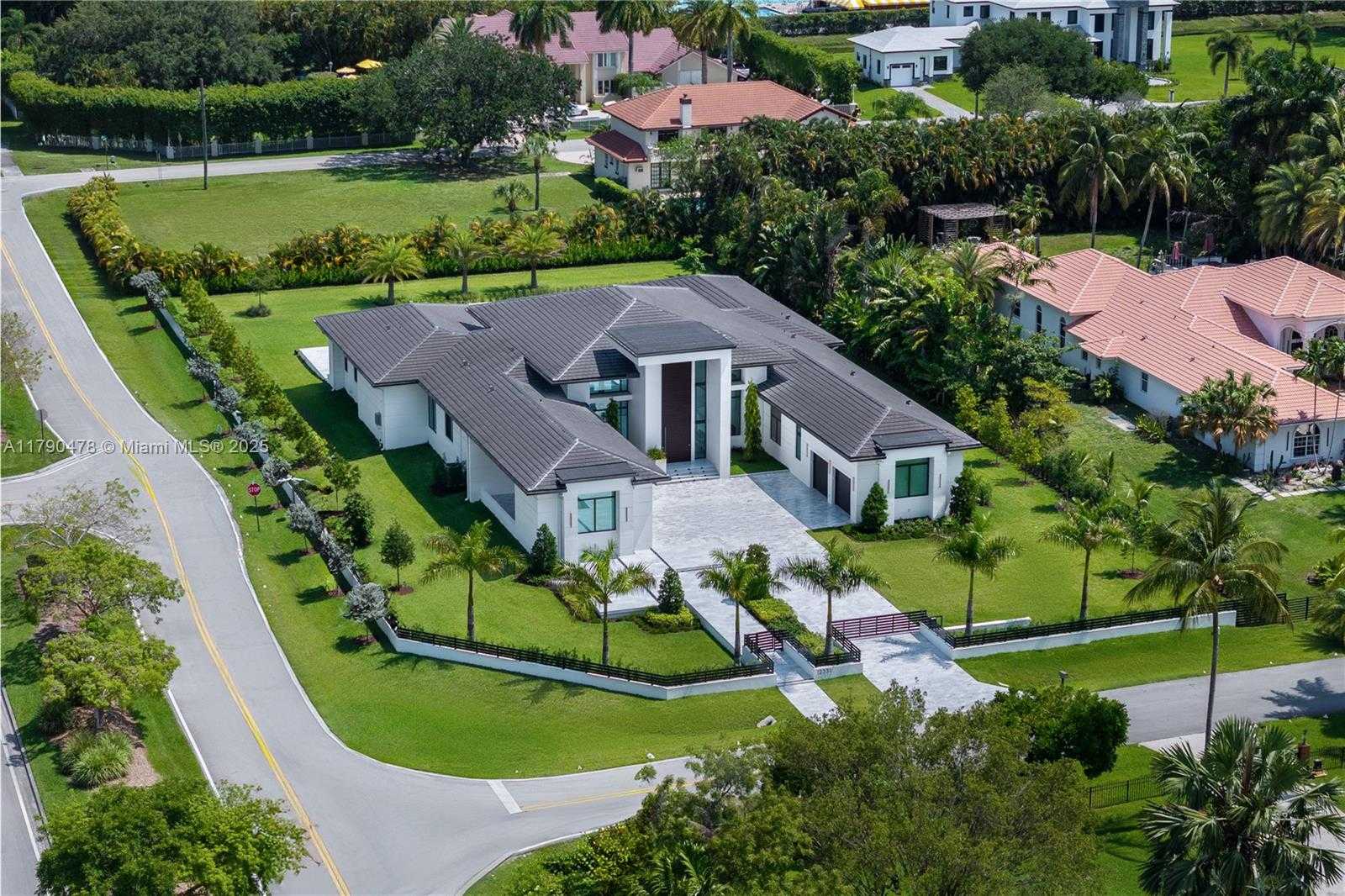 Small Image of 12331 SOUTH WEST 2ND ST, Plantation Number 2
