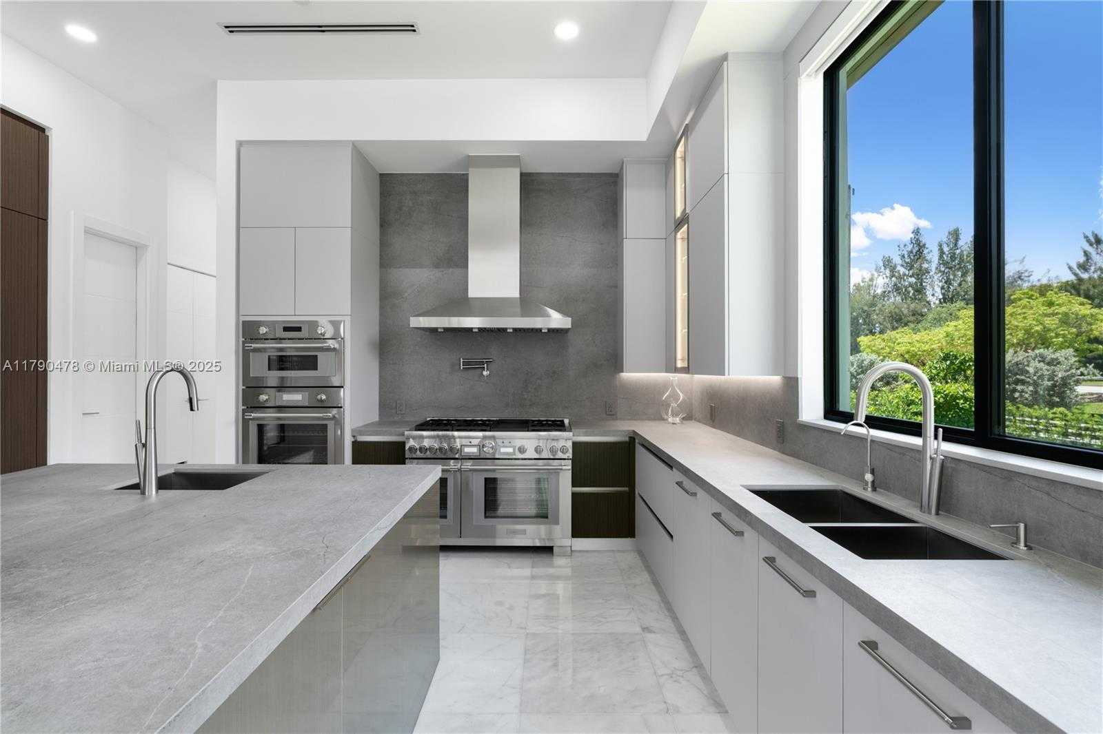 Small Image of 12331 SOUTH WEST 2ND ST, Plantation Number 24