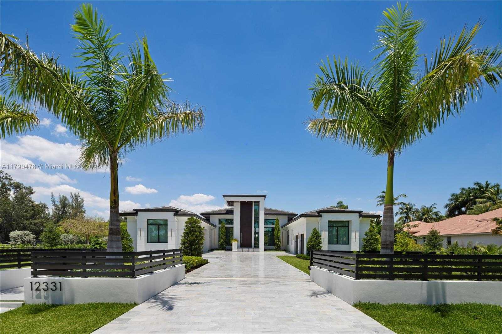 Small Image of 12331 SOUTH WEST 2ND ST, Plantation Number 5