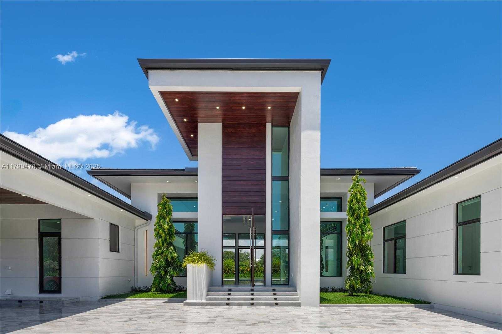 Small Image of 12331 SOUTH WEST 2ND ST, Plantation Number 7
