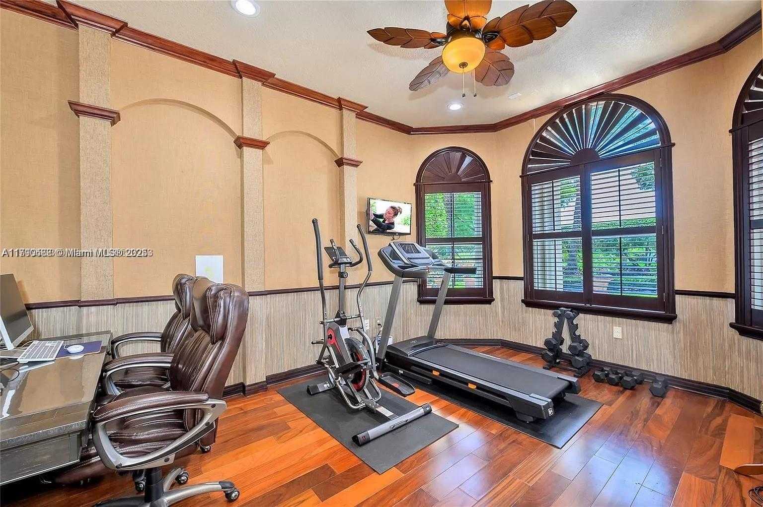 Small Image of 780 SOUTH WEST 167TH AVE, Pembroke Pines Number 15