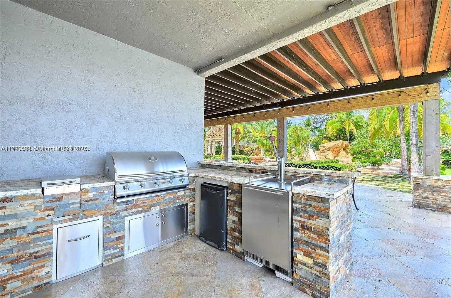 Small Image of 780 SOUTH WEST 167TH AVE, Pembroke Pines Number 29