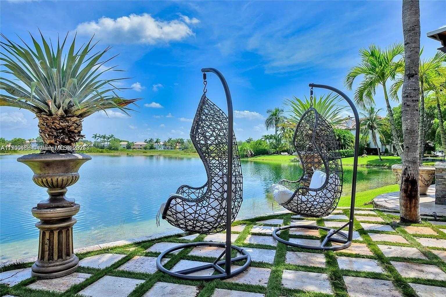 Small Image of 780 SOUTH WEST 167TH AVE, Pembroke Pines Number 39