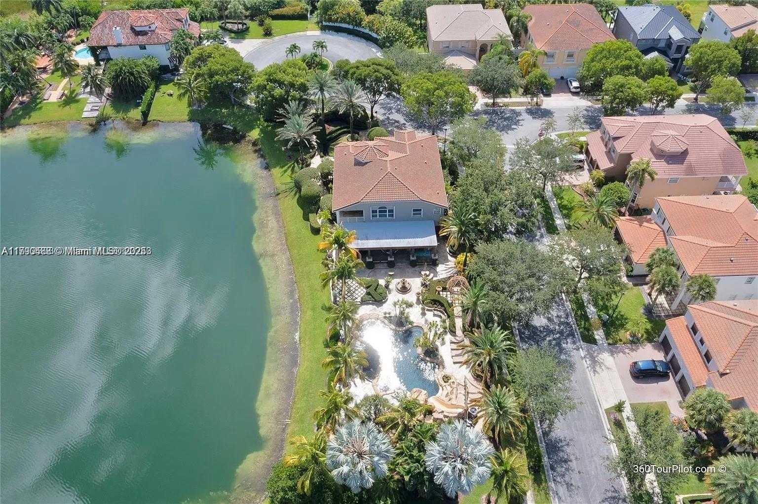 Small Image of 780 SOUTH WEST 167TH AVE, Pembroke Pines Number 45