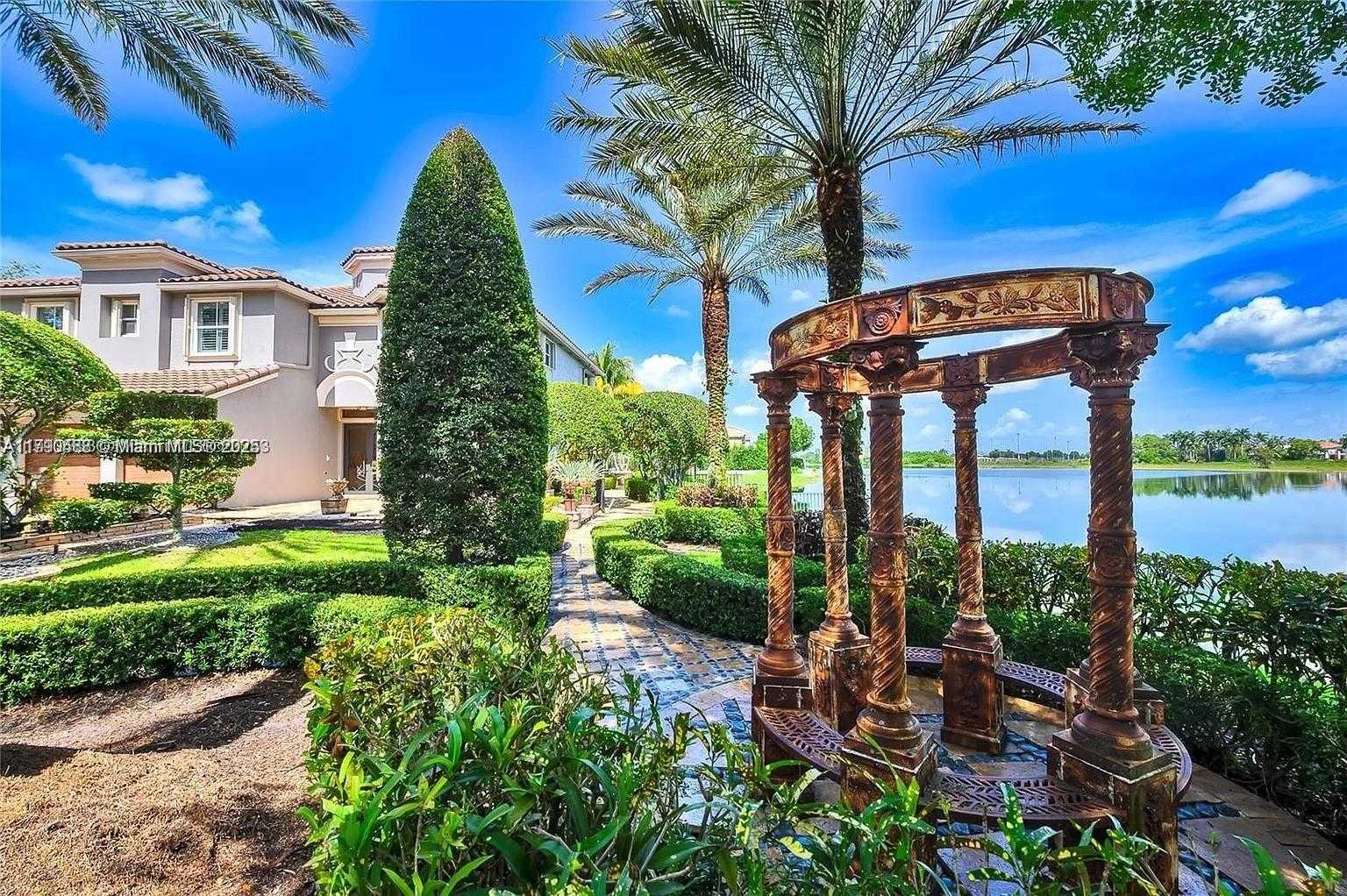 Small Image of 780 SOUTH WEST 167TH AVE, Pembroke Pines Number 5