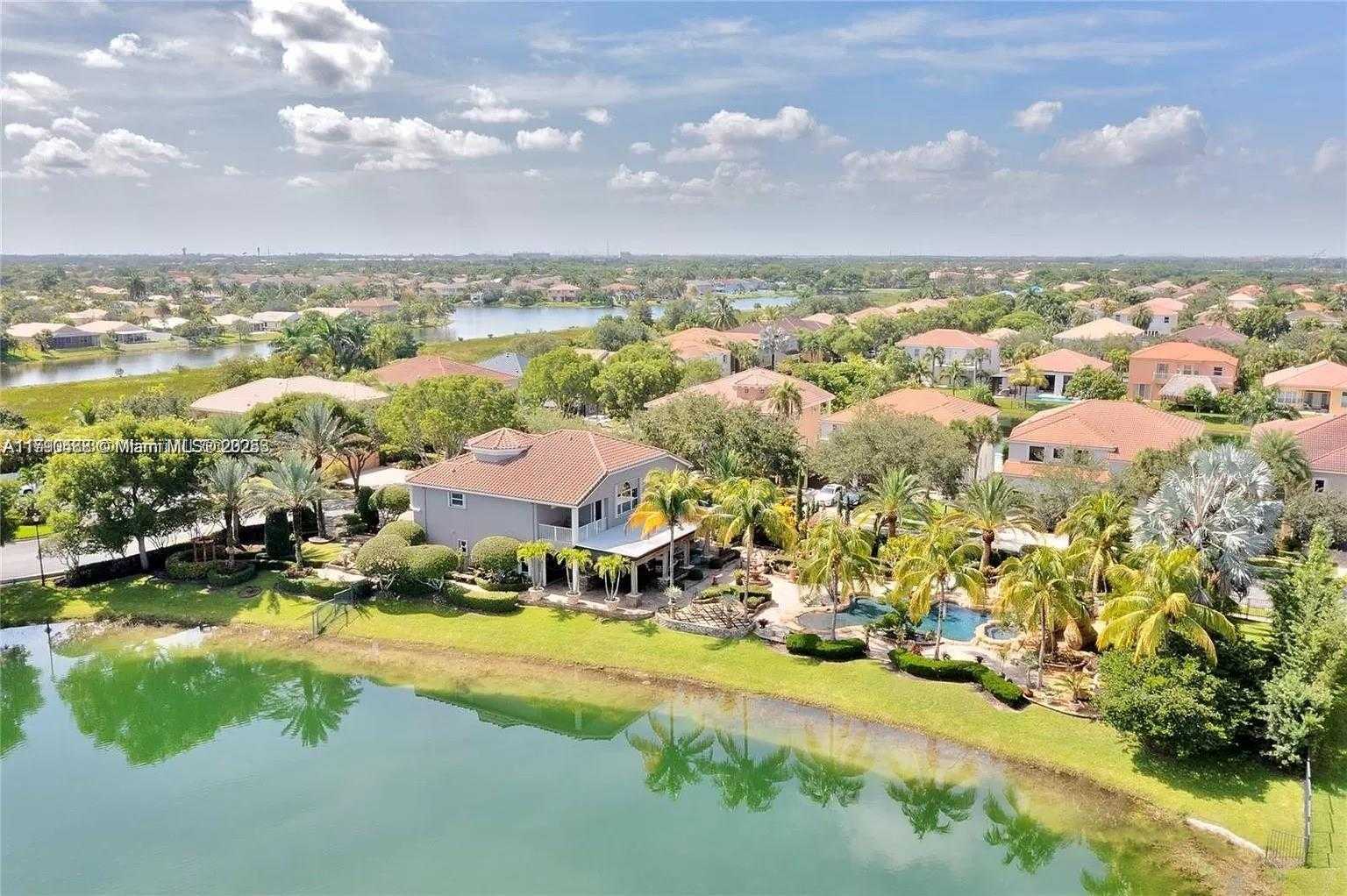 Small Image of 780 SOUTH WEST 167TH AVE, Pembroke Pines Number 51