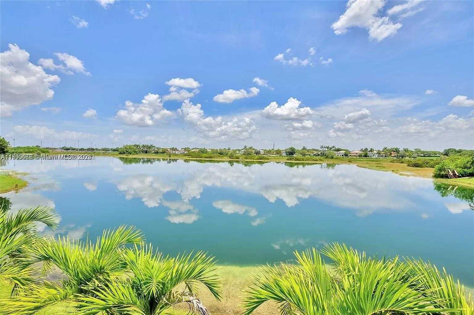 Small Image of 780 SOUTH WEST 167TH AVE, Pembroke Pines Number 52