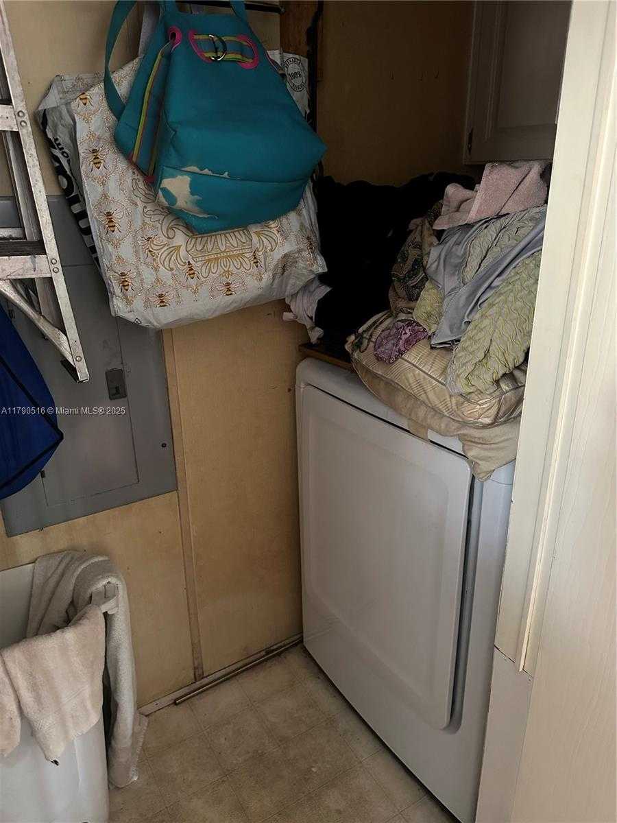 Small Image of 19800 SOUTH WEST 180TH AVE #266, Miami Number 7